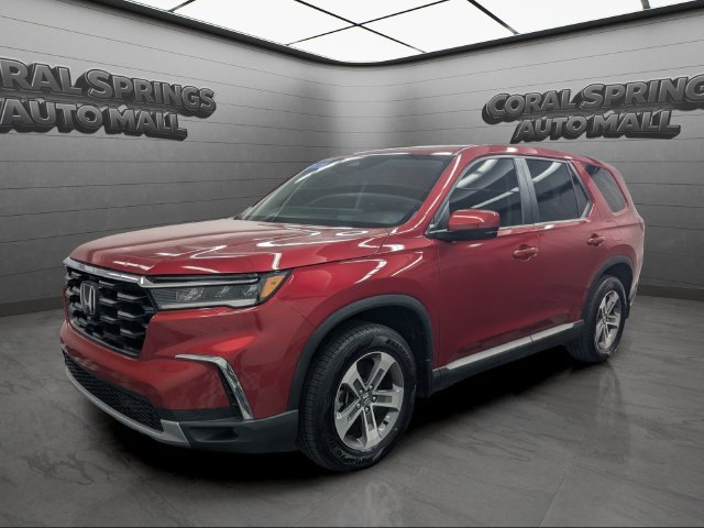 Used 2025 Honda Pilot EX-L image 3