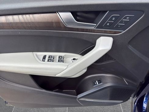 Used 2018 Audi Q5 Prestige w/ Prestige Package AWD/4WD image 28