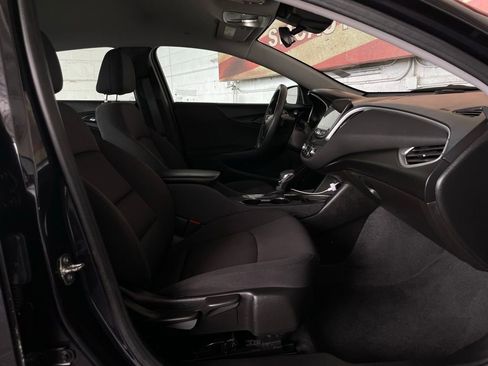 Used 2023 Chevrolet Malibu LT image 17