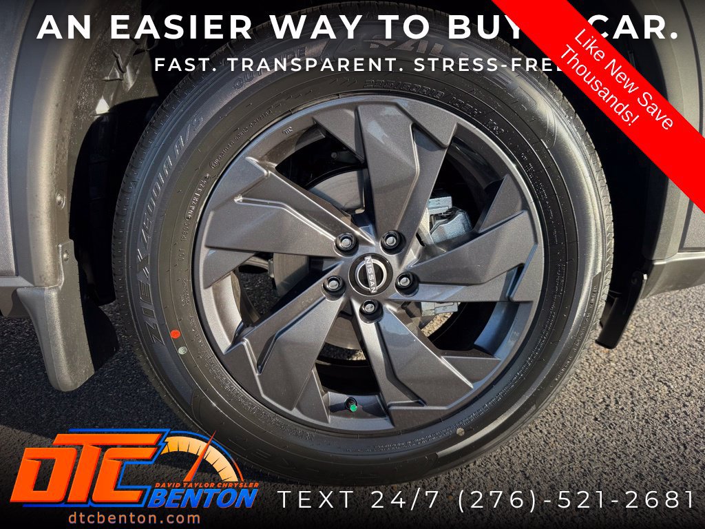 Used 2026 Nissan Rogue SV FWD image 23