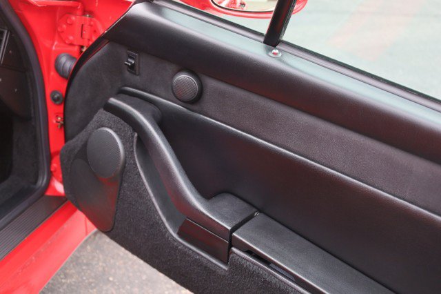Used 1998 Porsche 911 GT3 RS image 38