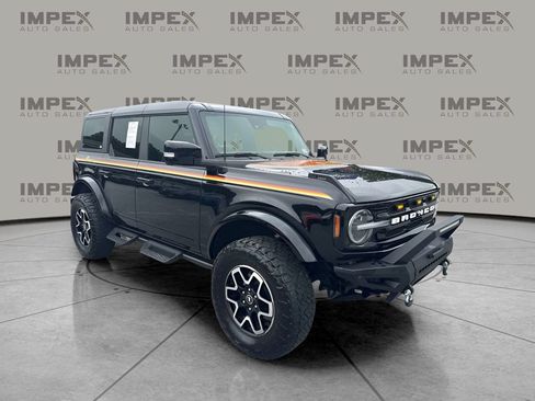 Used 2023 Ford Bronco Outer Banks AWD/4WD image 4