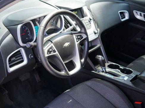 Used 2017 Chevrolet Equinox LT w/ Convenience Package FWD image 12