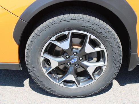 Used 2019 Subaru Crosstrek 2.0i Premium AWD/4WD image 16