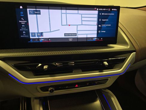 Used 2023 BMW XM AWD/4WD image 11