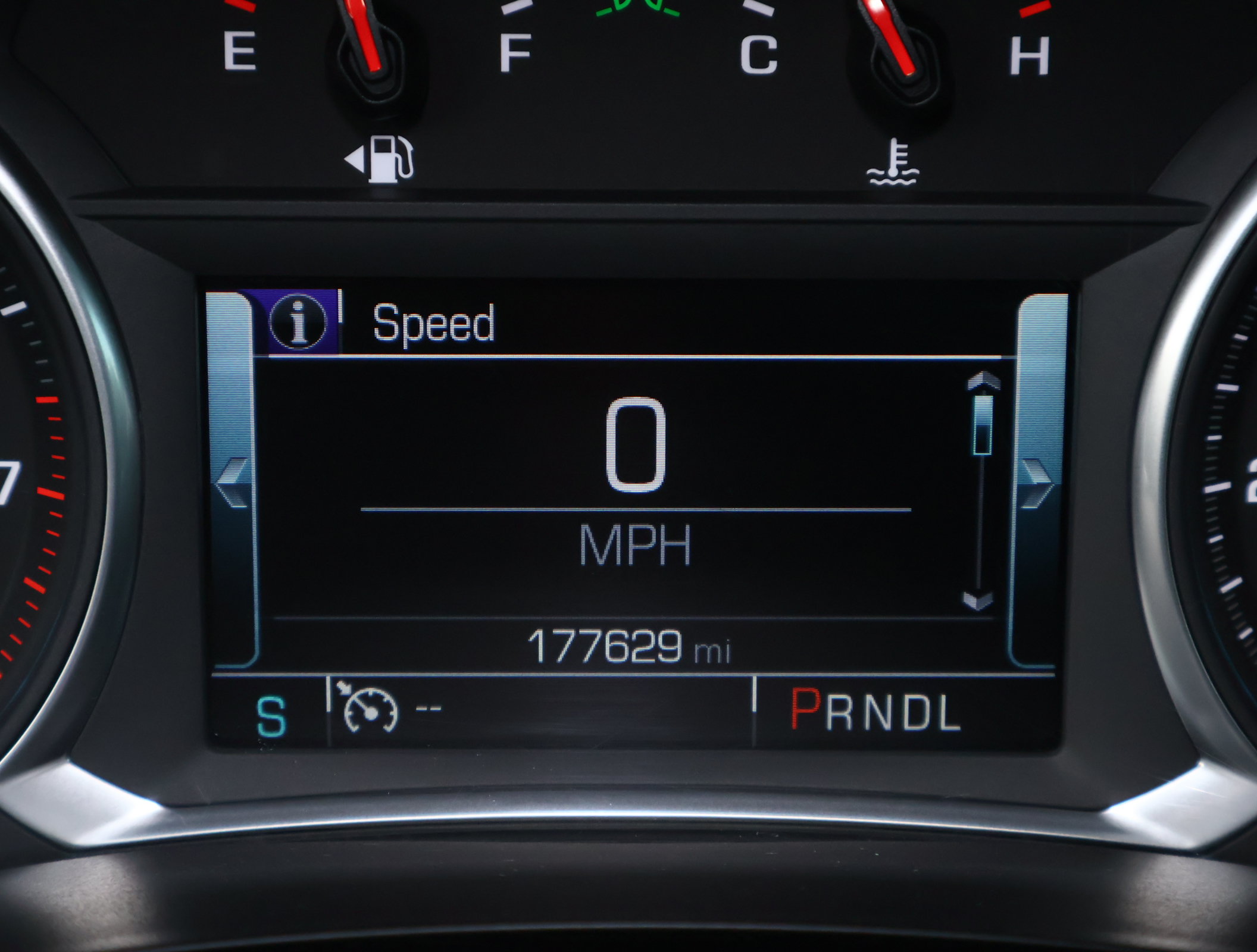 Used 2018 Chevrolet Traverse Premier AWD/4WD image 3