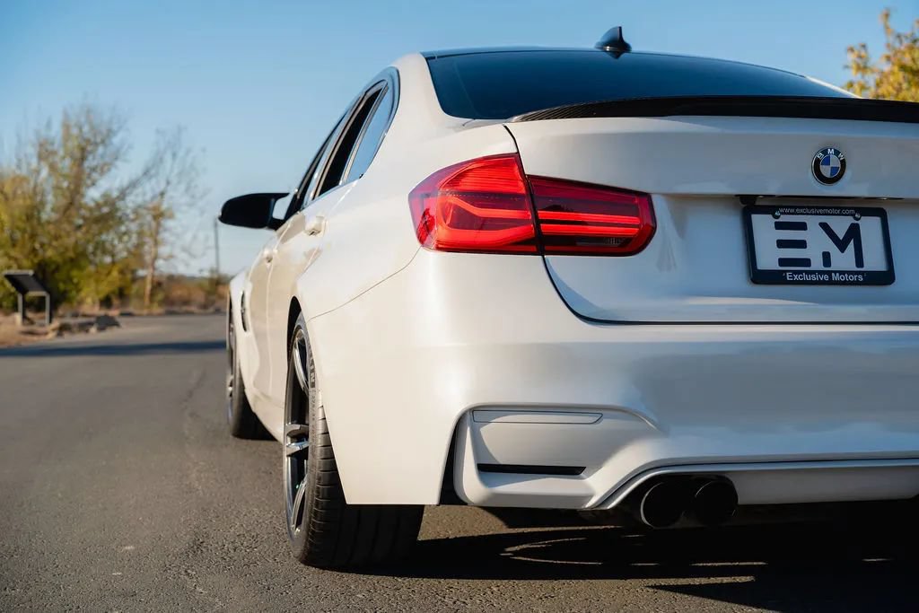 Used 2016 BMW M3 RWD image 18