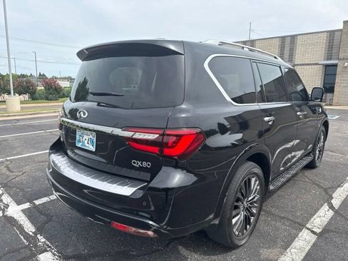 Used 2024 INFINITI QX80 Sensory AWD/4WD image 5