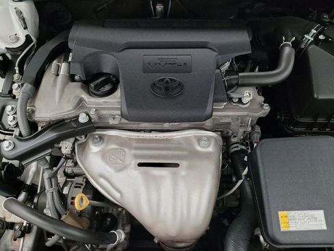 Used 2016 Toyota Camry XSE image 30