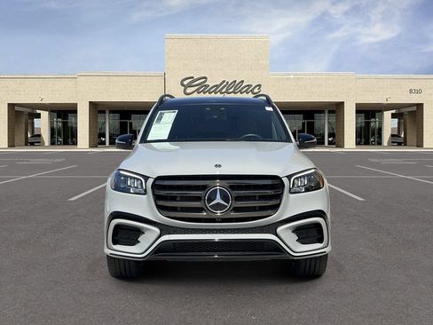 Used 2024 Mercedes-Benz GLS 580 4MATIC image 36