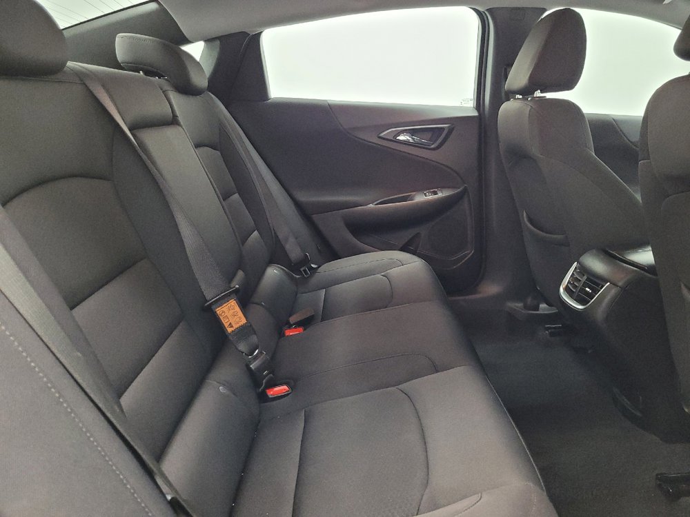 Used 2022 Chevrolet Malibu LT FWD image 19