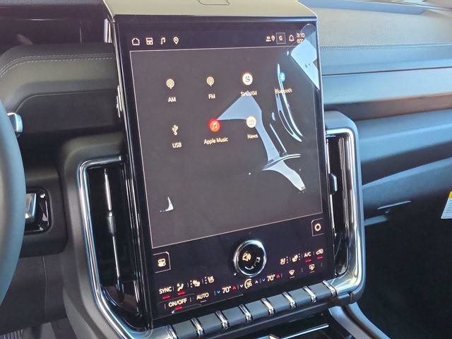 New 2026 GMC Yukon Denali w/ Sun & Power Step Package AWD/4WD image 13