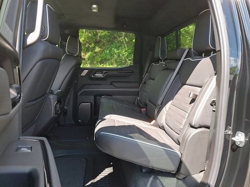 Used 2025 GMC Sierra 1500 AT4X AWD/4WD image 10