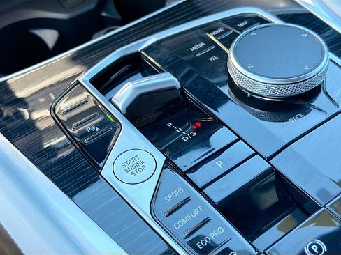 Used 2026 BMW X6 xDrive40i image 30