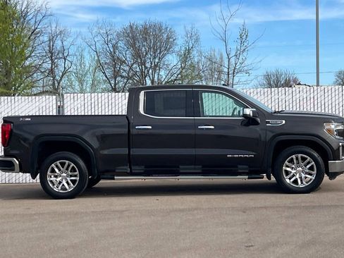 Used 2021 GMC Sierra 1500 SLT w/ SLT Premium Plus Package image 3