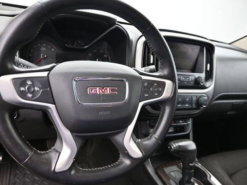 Used 2016 GMC Canyon SLE AWD/4WD image 16