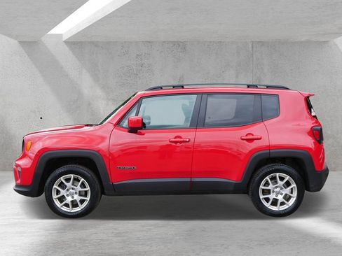 Used 2020 Jeep Renegade Latitude w/ Cold Weather Group AWD/4WD image 6