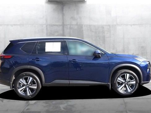 Certified 2024 Nissan Rogue SL AWD/4WD image 5