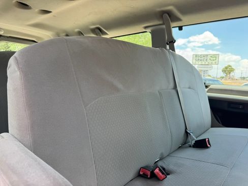 Used 2012 Ford E-350 and Econoline 350 XLT RWD image 28