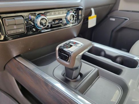 New 2026 GMC Sierra 1500 SLT w/ SLT Premium Plus Package image 22