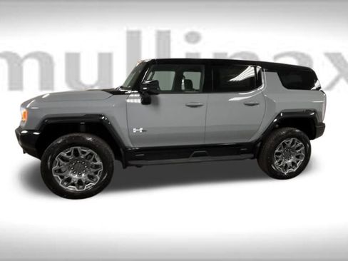 New 2026 GMC Hummer EV SUV image 51