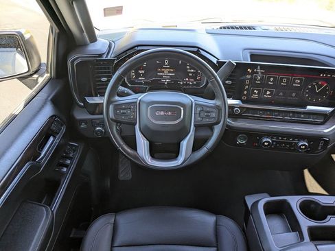 Used 2024 GMC Sierra 1500 SLT image 16