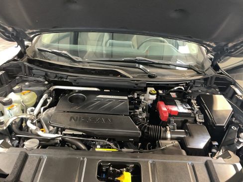 Used 2024 Nissan Rogue SV w/ SV Premium Package image 26