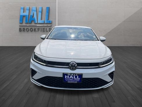 Certified 2025 Volkswagen Jetta S FWD image 9