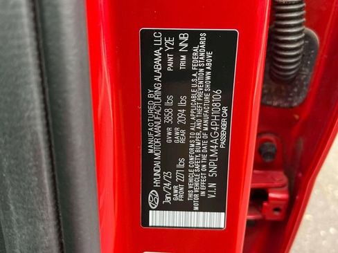 Certified 2023 Hyundai Elantra SEL image 18