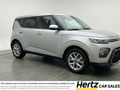 Used 2025 Kia Soul LX w/ LX Technology Package