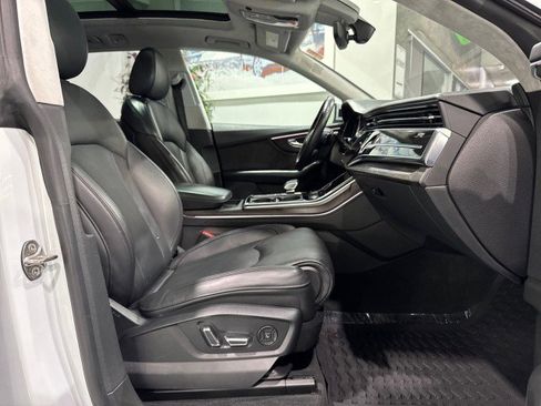 Used 2020 Audi Q8 Prestige w/ Prestige Package image 62
