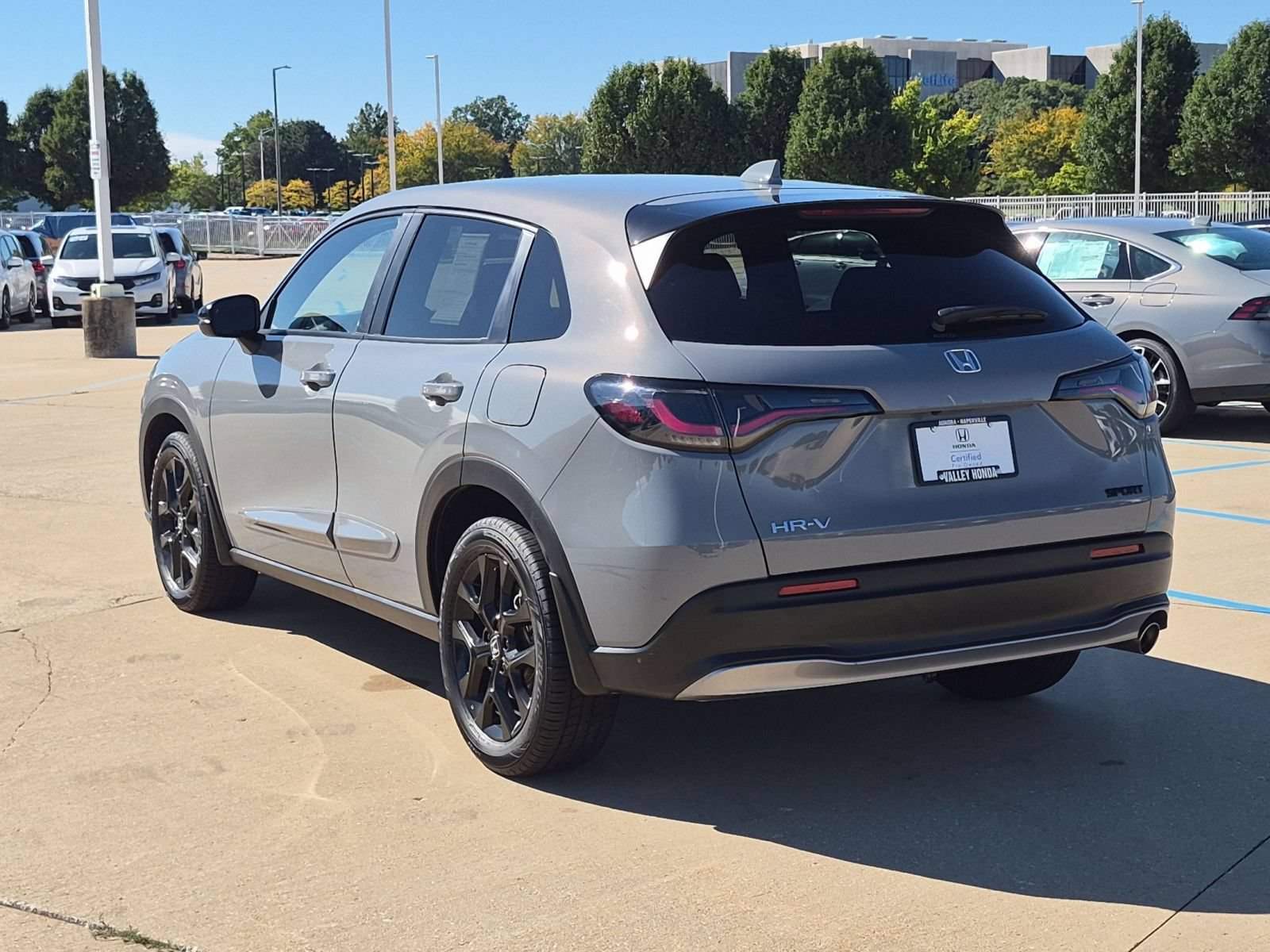 Used 2025 Honda HR-V Sport image 9