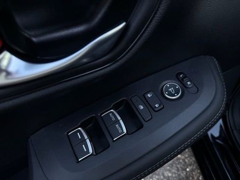 New 2026 Honda HR-V EX-L image 13