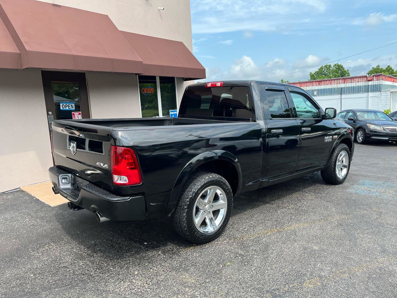 Used 2014 RAM 1500 Express AWD/4WD image 5