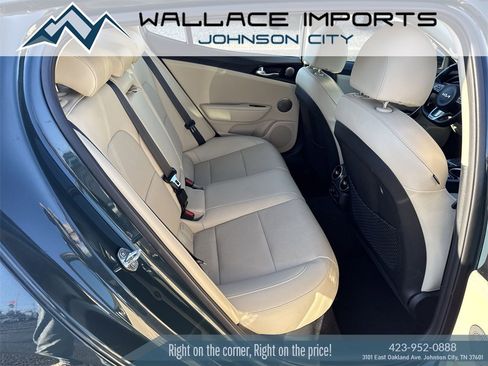 Used 2023 Kia Stinger GT-Line w/ Sun & Sound Package image 45