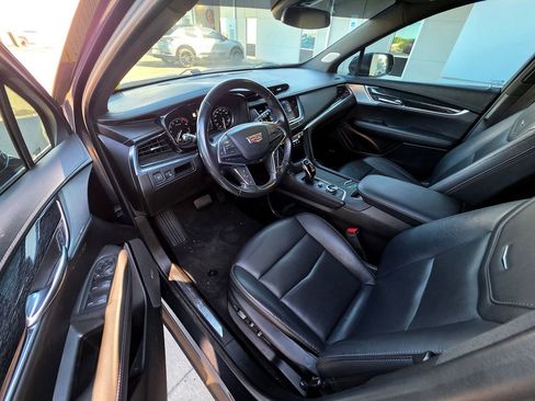 Used 2023 Cadillac XT5 Premium Luxury AWD/4WD image 17