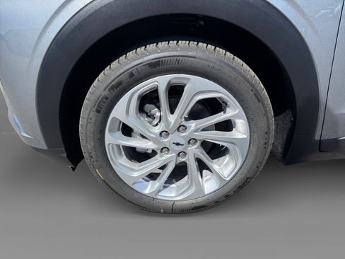 New 2027 Chevrolet Bolt LT FWD image 9