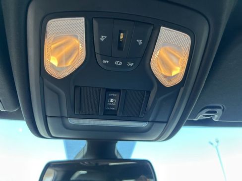 Used 2019 RAM 1500 Big Horn image 26