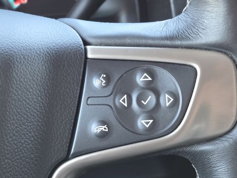 Used 2018 GMC Yukon XL Denali w/ Open Road Package image 17