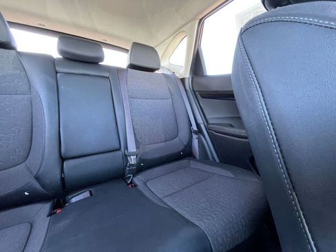 Used 2025 Kia Seltos S FWD image 38