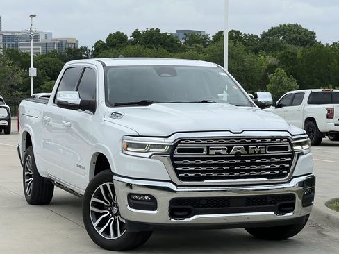 Used 2025 RAM 1500 Limited AWD/4WD image 3