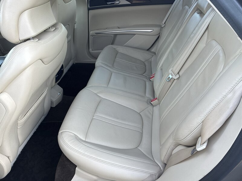Used 2015 Lincoln MKZ w/ Equipment Group 102A Reserve FWD image 11