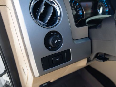 Used 2013 Ford F150 Lariat w/ Luxury Equipment Group AWD/4WD image 19