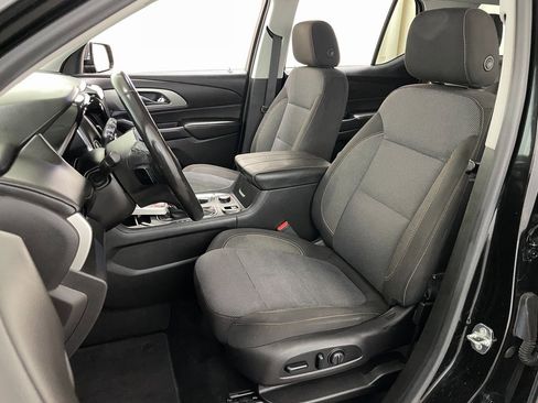 Certified 2018 Chevrolet Traverse LT image 20