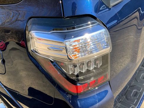 Used 2023 Toyota 4Runner SR5 image 27