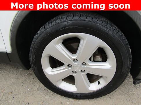 Used 2016 Buick Encore FWD image 9