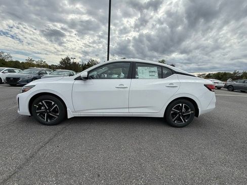 New 2025 Nissan Sentra SV image 8