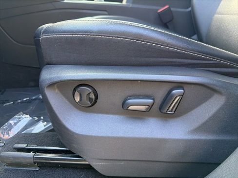 Used 2021 Volkswagen Atlas SE image 9