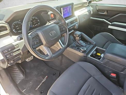 Used 2024 Toyota Tacoma TRD Sport AWD/4WD image 11
