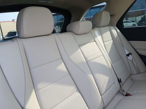 Used 2025 Mercedes-Benz GLE 450e GLE 450e 4MATIC image 13